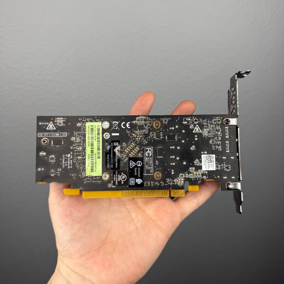 Radeon Pro WX 2100 Graphics Card - Picture 3 of 3